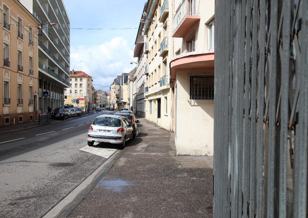 Local commercial 2 pièces 49 m² en rez-de-chaussée à vendre à METZ SABLON Local commercial 2 pièces 49 m² en rez-de-chaussée à vendre à METZ SABLON