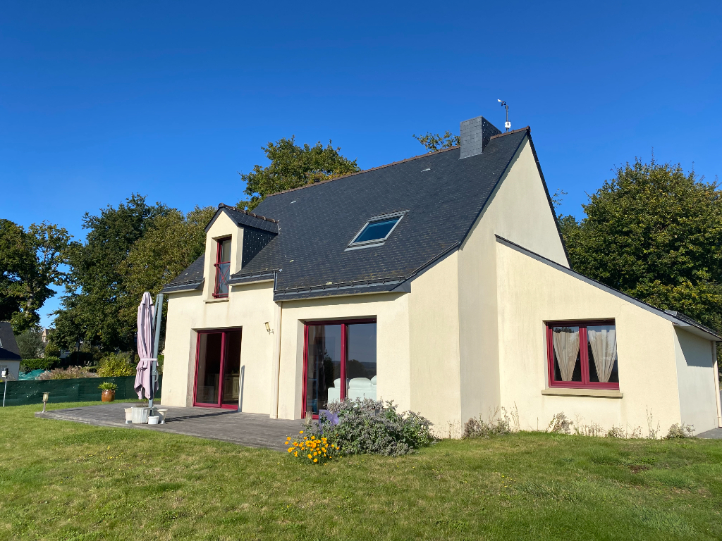 Contemporaine, campagne, 10 minutes de Pontivy Contemporaine, campagne, 10 minutes de Pontivy