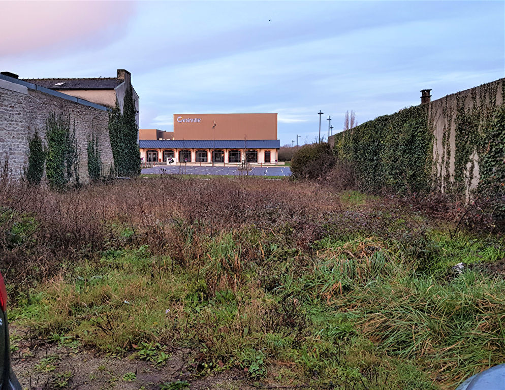 Terrain de 448 m² à PONT L'ABBE en face du Cinéville Terrain de 448 m² à PONT L'ABBE en face du Cinéville
