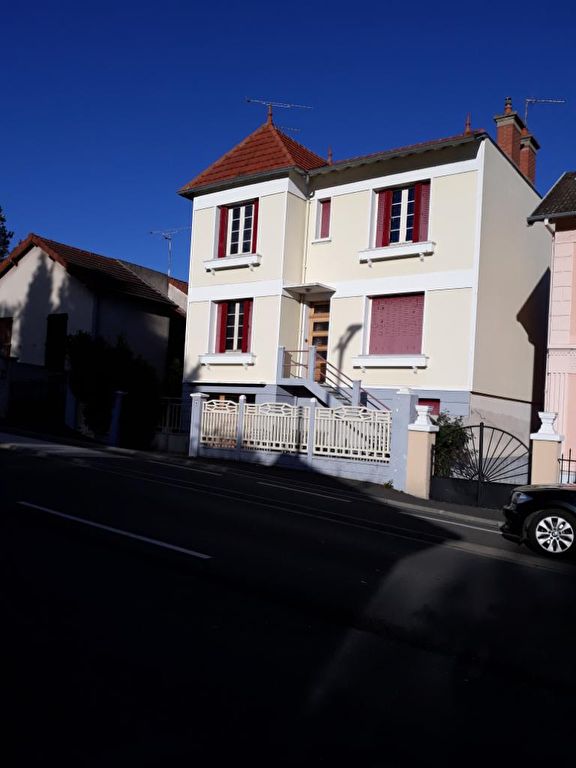MAISON A DOMERAT MAISON A DOMERAT