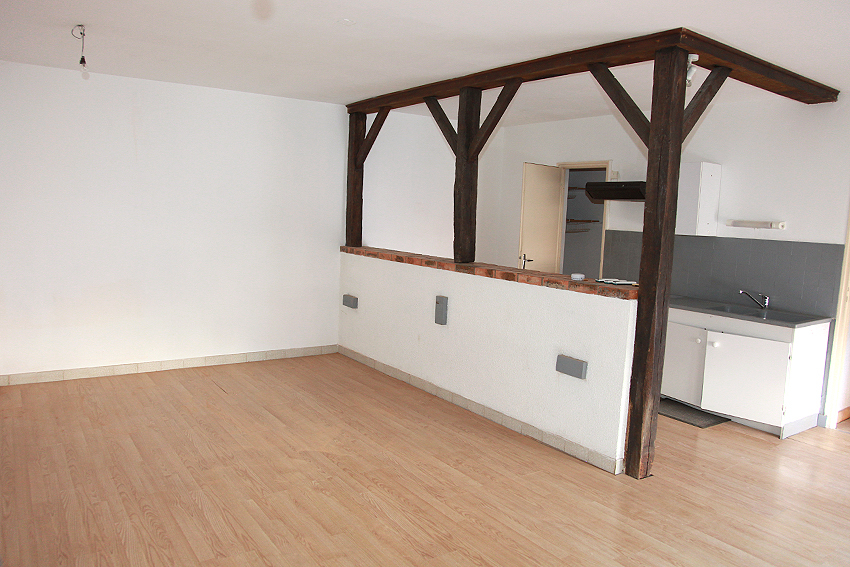 LOCATION MONTLUCON APPARTEMENT F2 LOCATION MONTLUCON APPARTEMENT F2