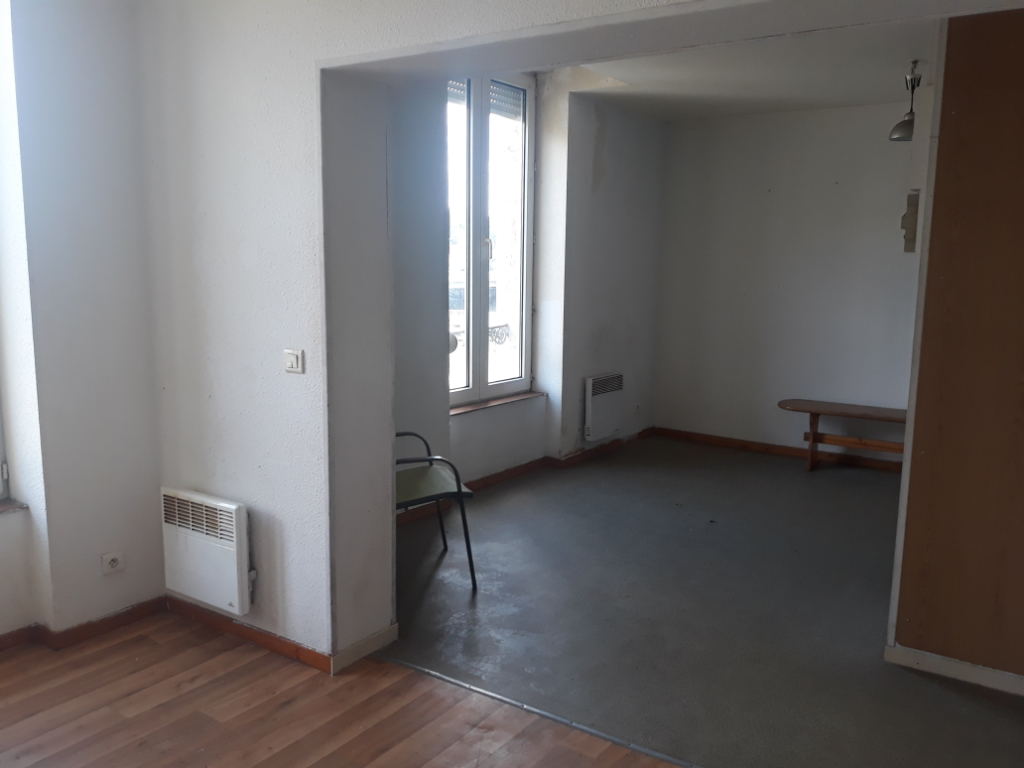 Appartement Montlucon 1 pièce(s) 27.70 m2 Appartement Montlucon 1 pièce(s) 27.70 m2