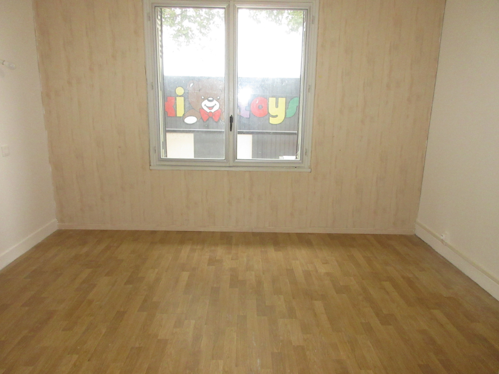LOCATION APPARTEMENT F3 MONTLUCON LOCATION APPARTEMENT F3 MONTLUCON