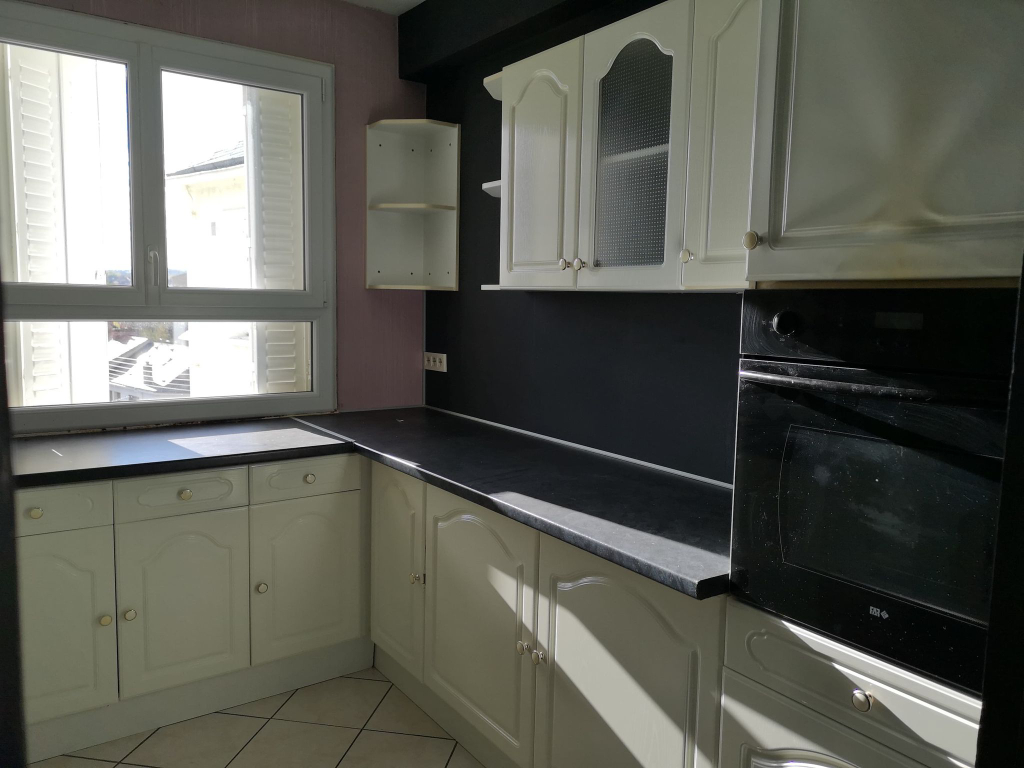 Appartement Montlucon 4 pièce(s) 83 m2 Appartement Montlucon 4 pièce(s) 83 m2