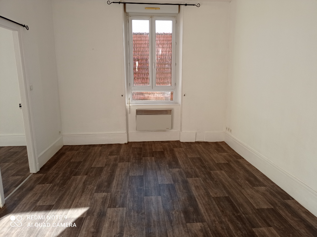 LOCATION APPARTEMENT F3 BIS / F4 CENTRE VILLE COMMENTRY LOCATION APPARTEMENT F3 BIS / F4 CENTRE VILLE COMMENTRY