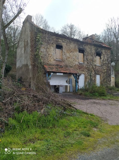 Maison de campagne à Montvicq Maison de campagne à Montvicq