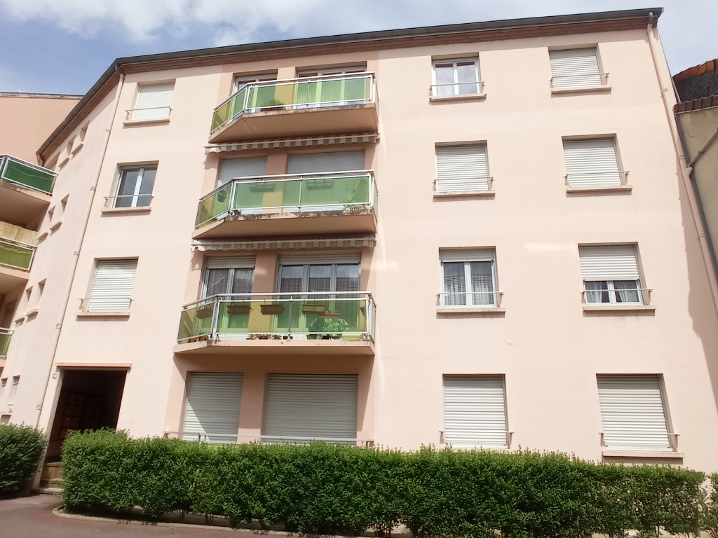 VENTE APPARTEMENT F3 HYPER CENTRE VILLE MONTLUCON VENTE APPARTEMENT F3 HYPER CENTRE VILLE MONTLUCON