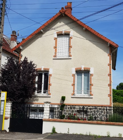 Maison Montlucon 4 pièce(s) 130 m2 Maison Montlucon 4 pièce(s) 130 m2