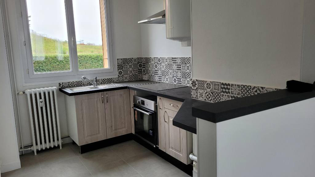 Appartement Montlucon 3 pièce(s) 49 m2 Appartement Montlucon 3 pièce(s) 49 m2