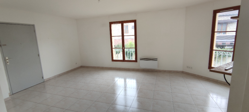 Bel appartement 3 pièces à Maule Bel appartement 3 pièces à Maule
